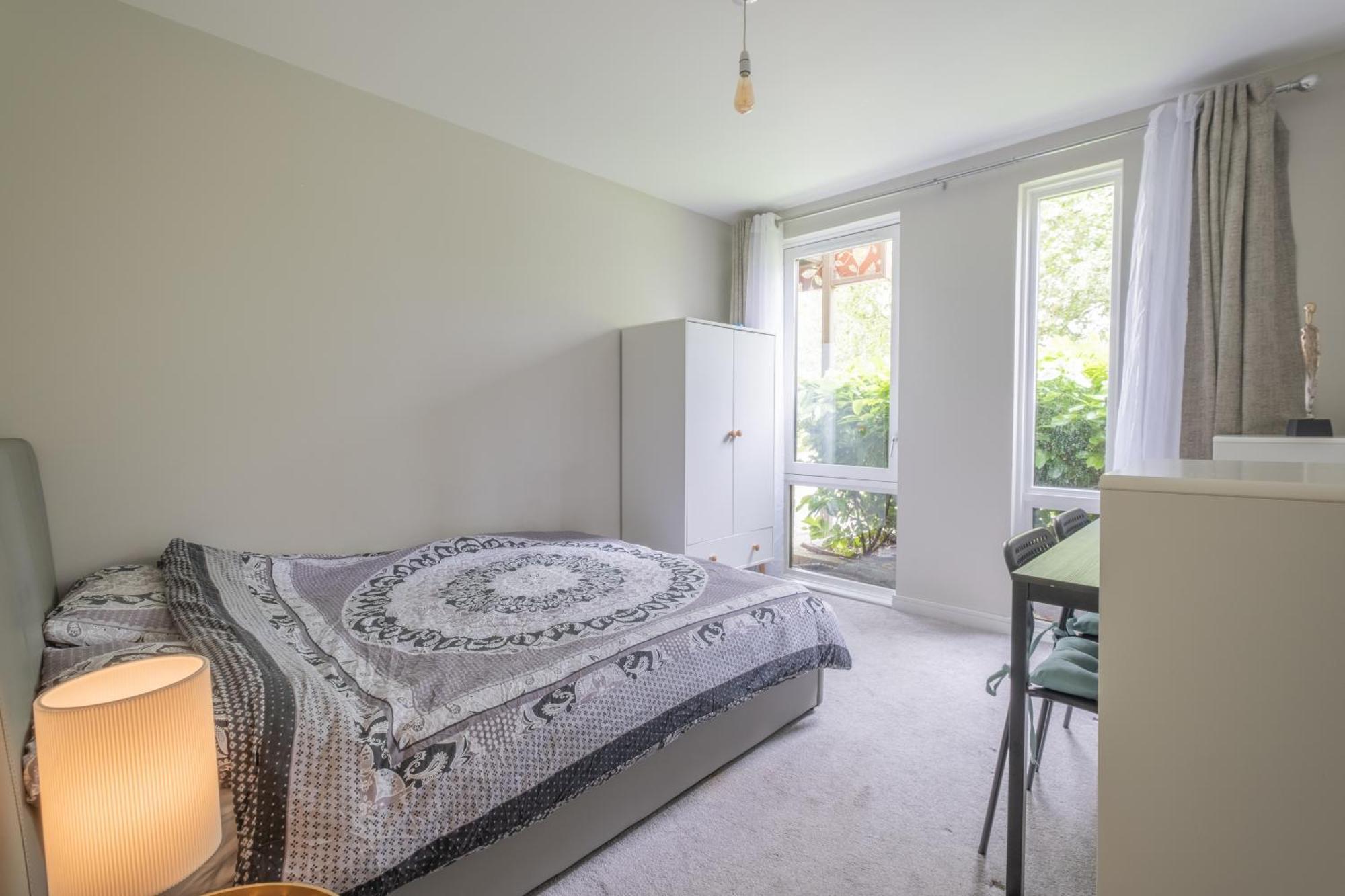 Brand New Flat With Car Park * Londra