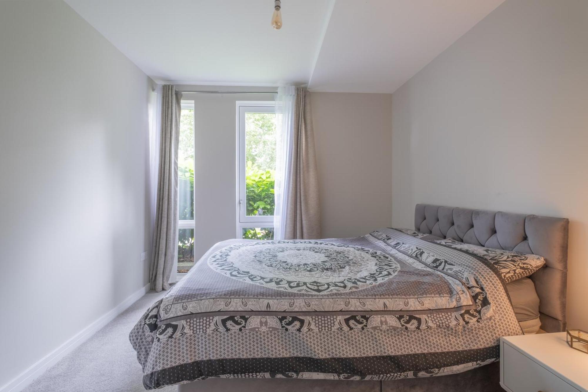 Brand New Flat With Car Park Apartament Londra