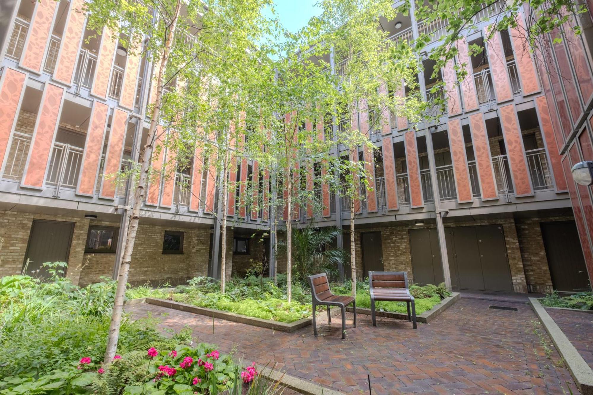 Brand New Flat With Car Park Apartament Londra